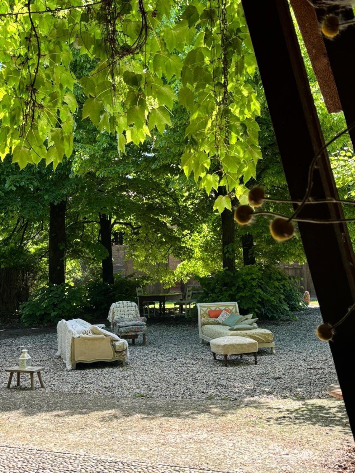 Locanda Dei Melograni Gossolengo Exterior foto